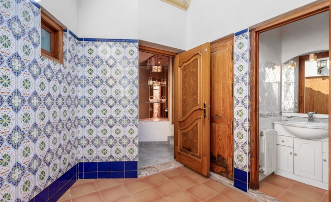 Venta · Villa / Chalet · Elche/Elx