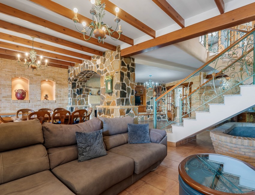 Venta · Villa / Chalet · Elche/Elx