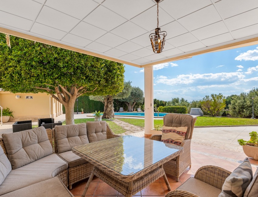 Venta · Villa / Chalet · Elche/Elx