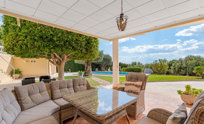Venta · Villa / Chalet · Elche/Elx