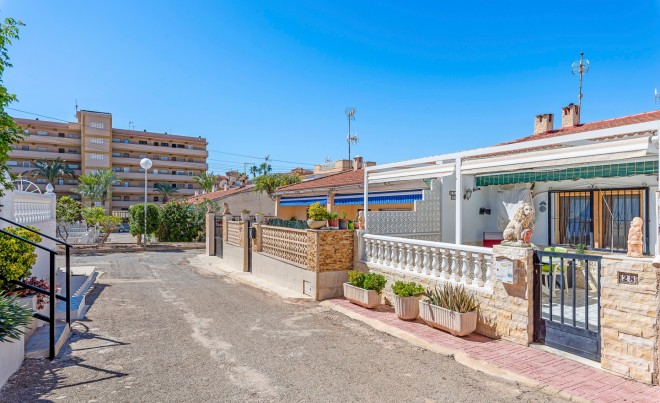 Venta · Bungalow / Adosado / Semiadosado · Guardamar del Segura