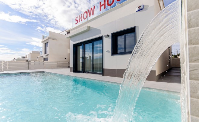 Nueva construcción  ·  · San Miguel de Salinas