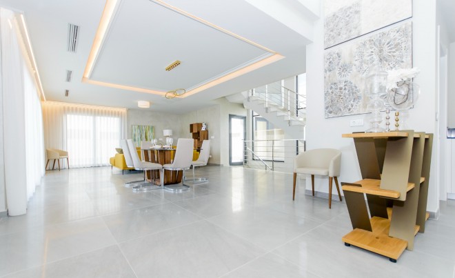 Nueva construcción  ·  · San Miguel de Salinas