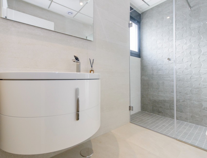 Nueva construcción  ·  · San Miguel de Salinas