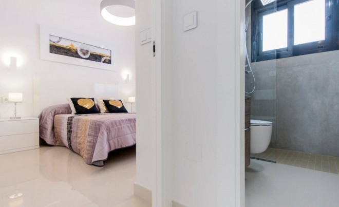 Nueva construcción  · Villa / Chalet · San Miguel de Salinas