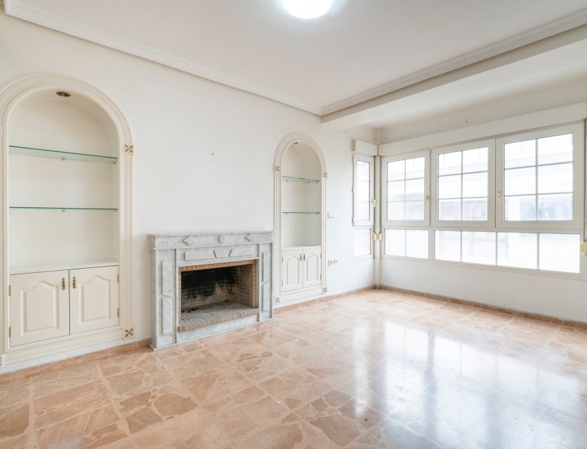 Sale · Apartment / Flat · Torrevieja