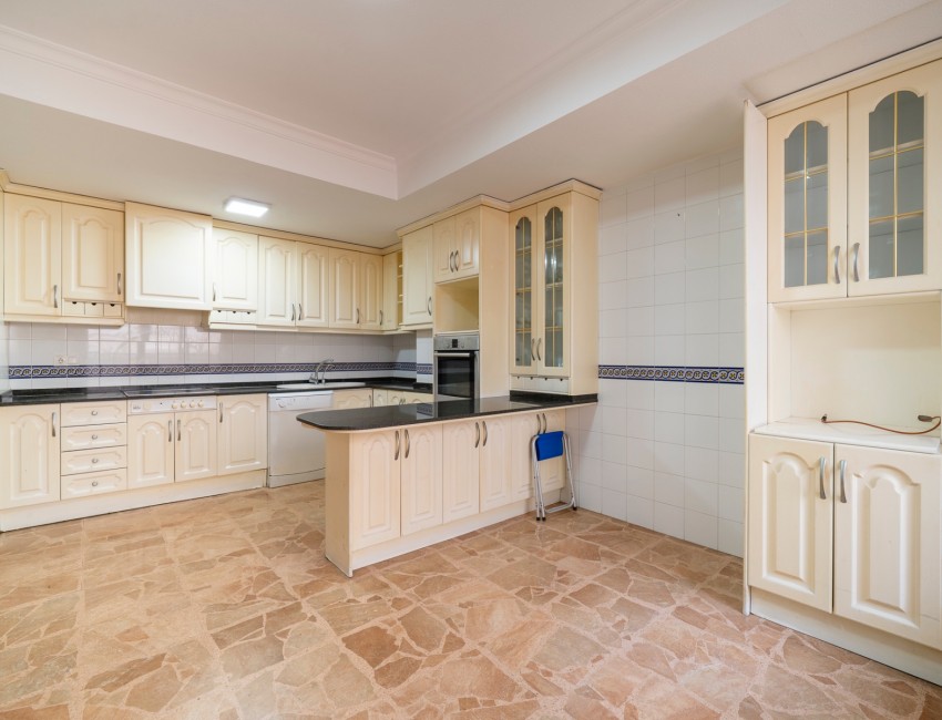 Sale · Apartment / Flat · Torrevieja