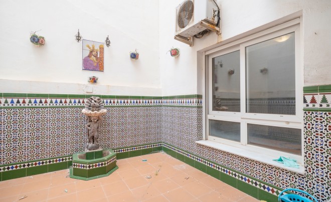 Sale · Apartment / Flat · Torrevieja