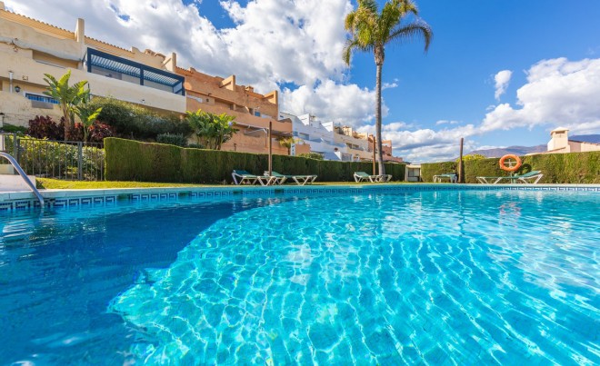 Venta · Apartamento / Piso · Casares · Costa del Sol