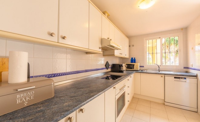 Venta · Apartamento / Piso · Casares · Costa del Sol