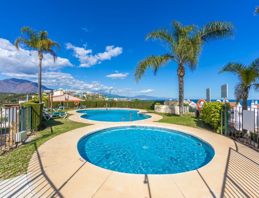 Venta · Apartamento / Piso · Casares · Costa del Sol