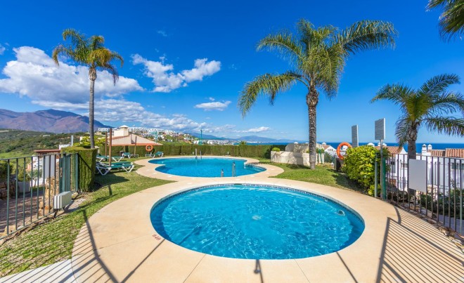 Venta · Apartamento / Piso · Casares · Costa del Sol