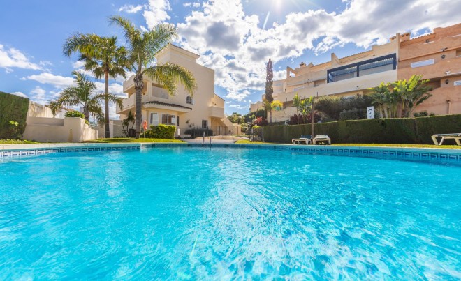 Venta · Apartamento / Piso · Casares · Costa del Sol