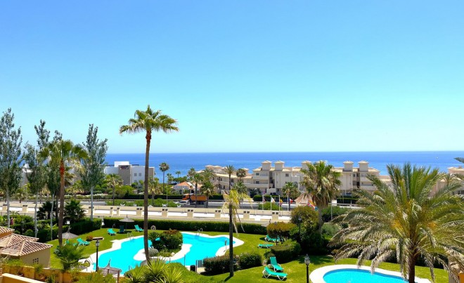 Revente · Bungalow / Maison de Ville · Estepona · Costa del Sol