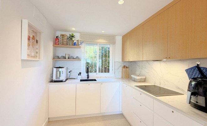 Revente · Bungalow / Maison de Ville · Estepona · Costa del Sol