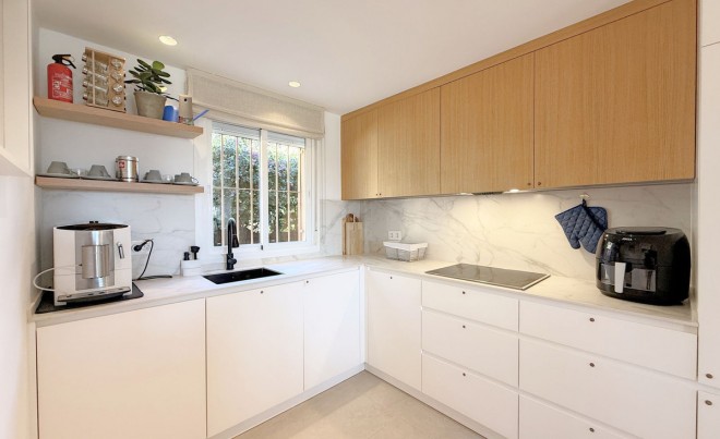 Revente · Bungalow / Maison de Ville · Estepona · Costa del Sol