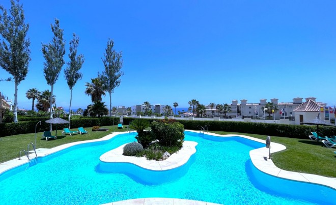 Revente · Bungalow / Maison de Ville · Estepona · Costa del Sol