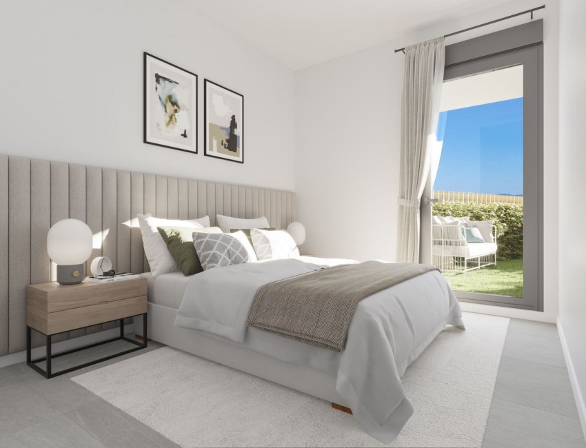 Sale · Bungalow / Townhouse / Detached / Terraced · La Duquesa · Costa del Sol