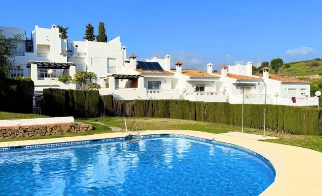 Revente · Bungalow / Maison de Ville · Estepona · Costa del Sol