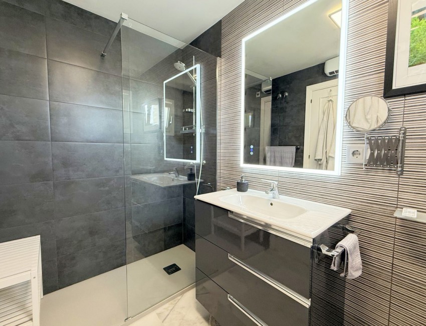 Revente · Bungalow / Maison de Ville · Estepona · Costa del Sol