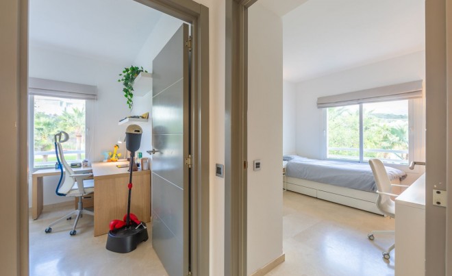 Revente · Appartement · Casares · Costa del Sol