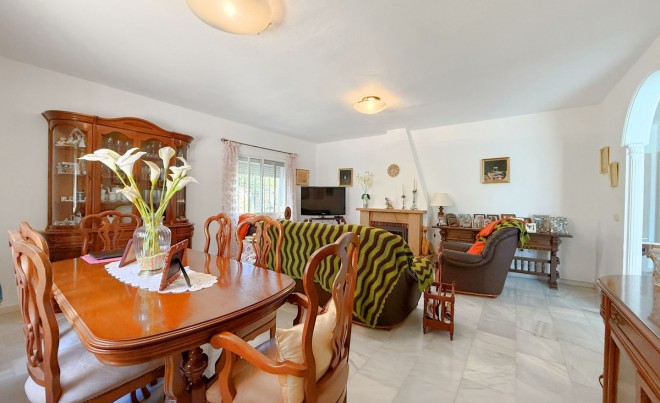 Revente · Villa · Estepona · Costa del Sol