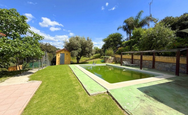 Revente · Villa · Estepona · Costa del Sol