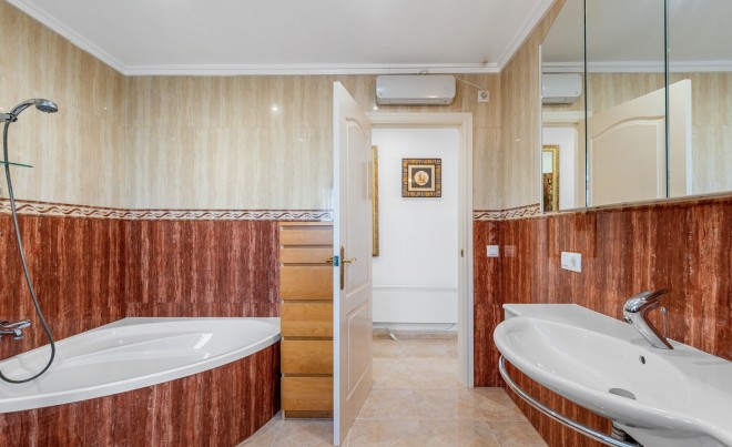 Sale · Villa · Ciudad Quesada