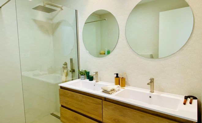 Nouvelle construction · Bungalow / Maison de Ville · Pilar de la Horadada