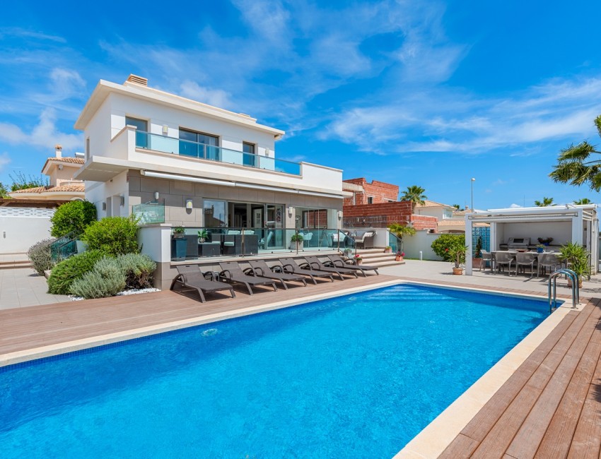 Revente · Villa · Ciudad Quesada