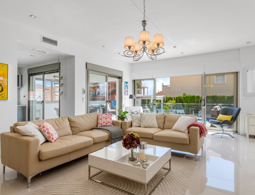 Revente · Villa · Ciudad Quesada