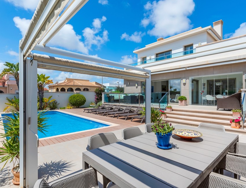 Revente · Villa · Ciudad Quesada