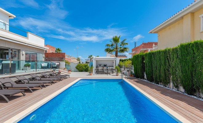 Revente · Villa · Ciudad Quesada