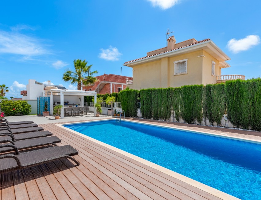 Revente · Villa · Ciudad Quesada