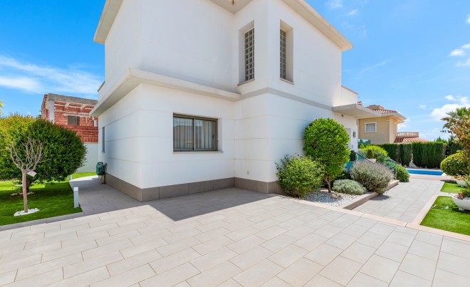 Revente · Villa · Ciudad Quesada