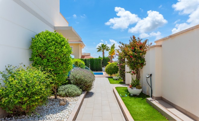 Revente · Villa · Ciudad Quesada