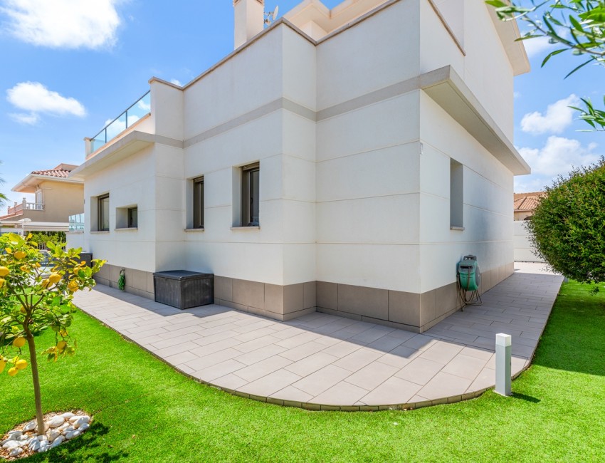 Revente · Villa · Ciudad Quesada