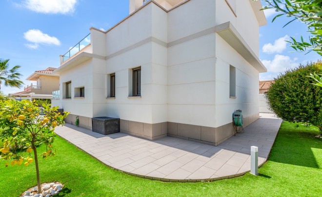 Revente · Villa · Ciudad Quesada