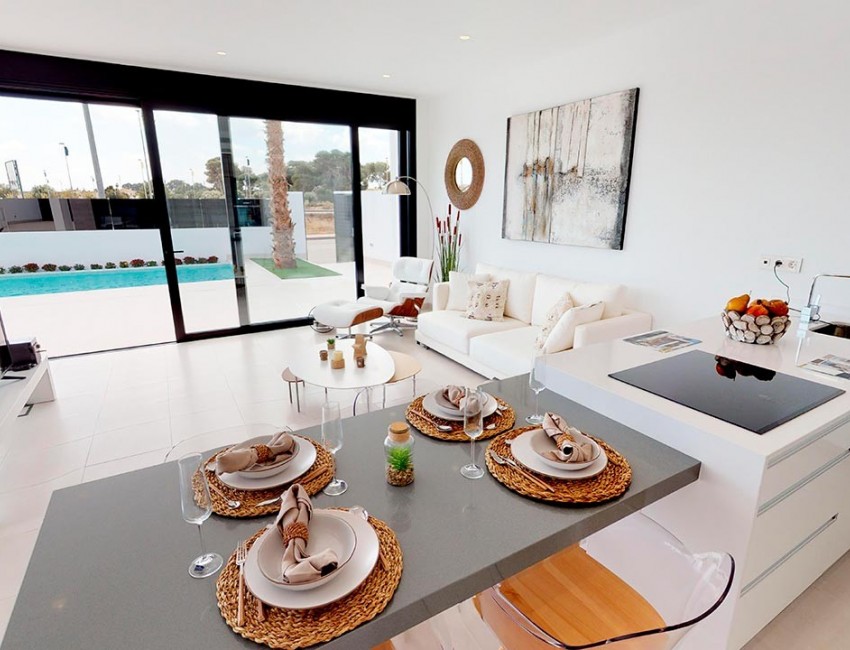 Nueva construcción  · Villa / Chalet · Roldan