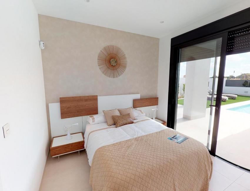 Nueva construcción  · Villa / Chalet · Roldan