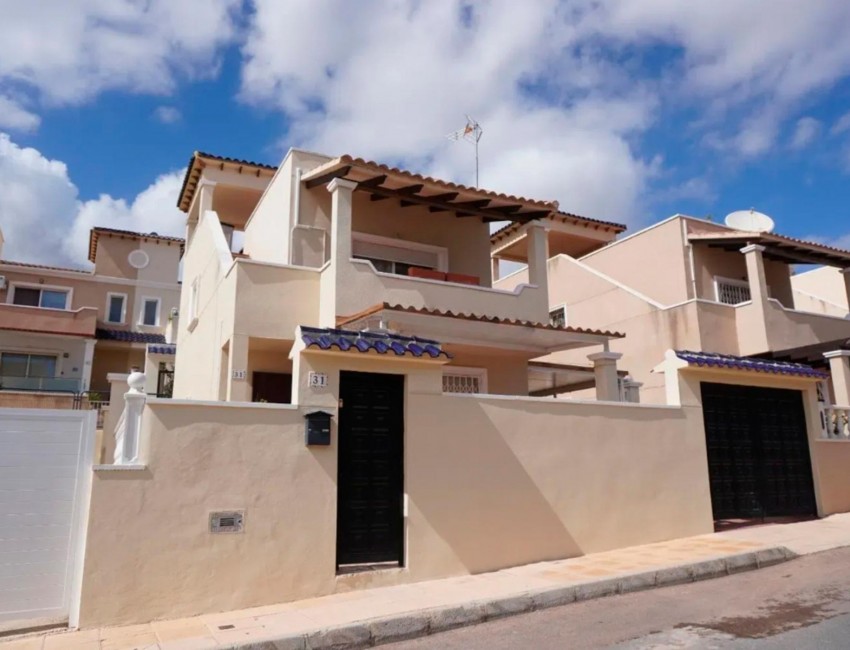 Revente · Villa · San Miguel de Salinas · El Galán