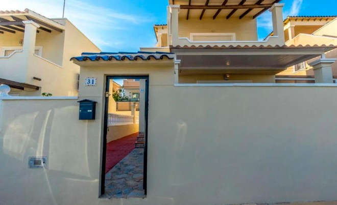 Revente · Villa · San Miguel de Salinas · El Galán