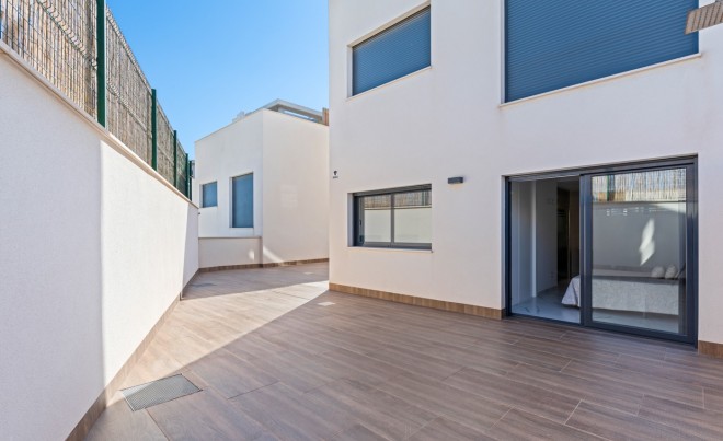 Nueva construcción  · Bungalow / Adosado / Semiadosado · San Miguel de Salinas