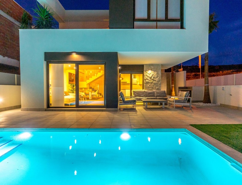 Nueva construcción  · Villa / Chalet · Rojales