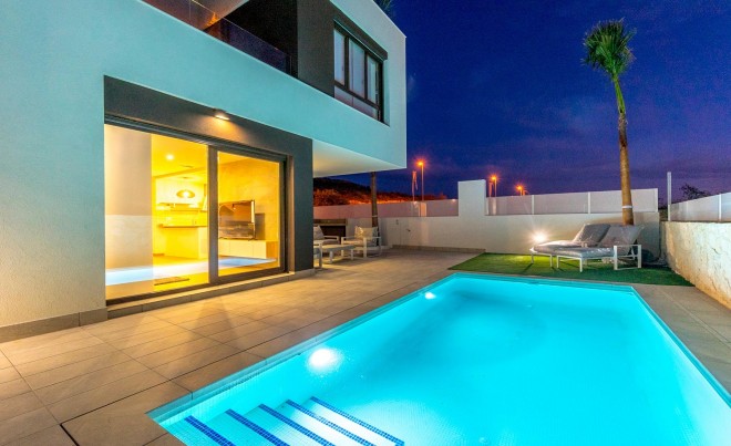 Nueva construcción  · Villa / Chalet · Rojales