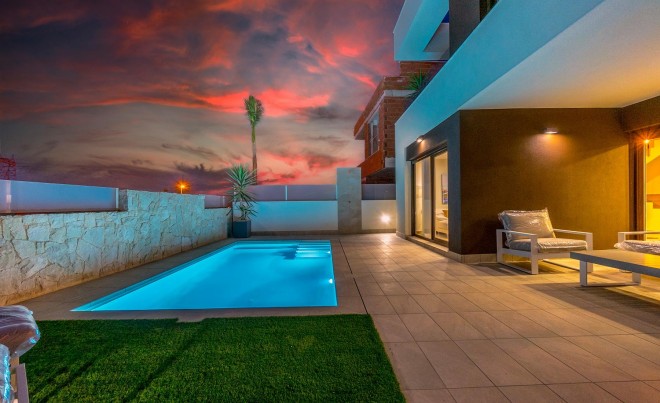 Nueva construcción  · Villa / Chalet · Rojales