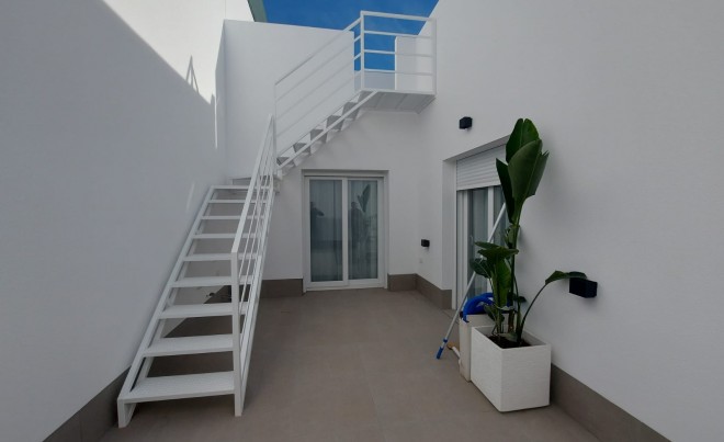 Nueva construcción  · Villa / Chalet · Roldan