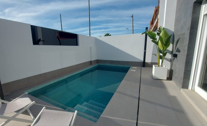 Nueva construcción  · Villa / Chalet · Roldan