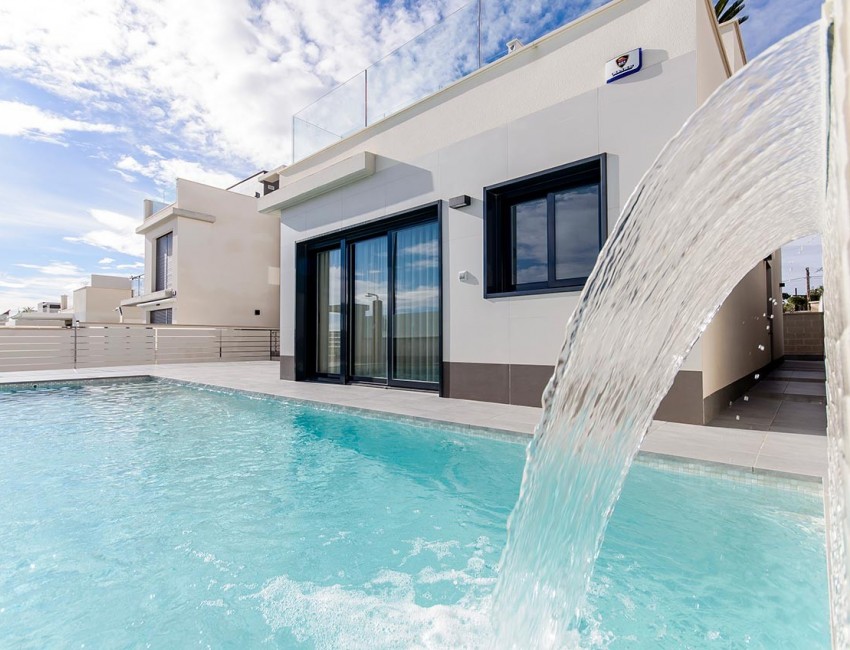 Nouvelle construction · Villa · San Miguel de Salinas · Ciudad de las Comunicaciones