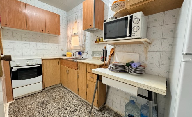 Sale · Apartment / Flat · Roses